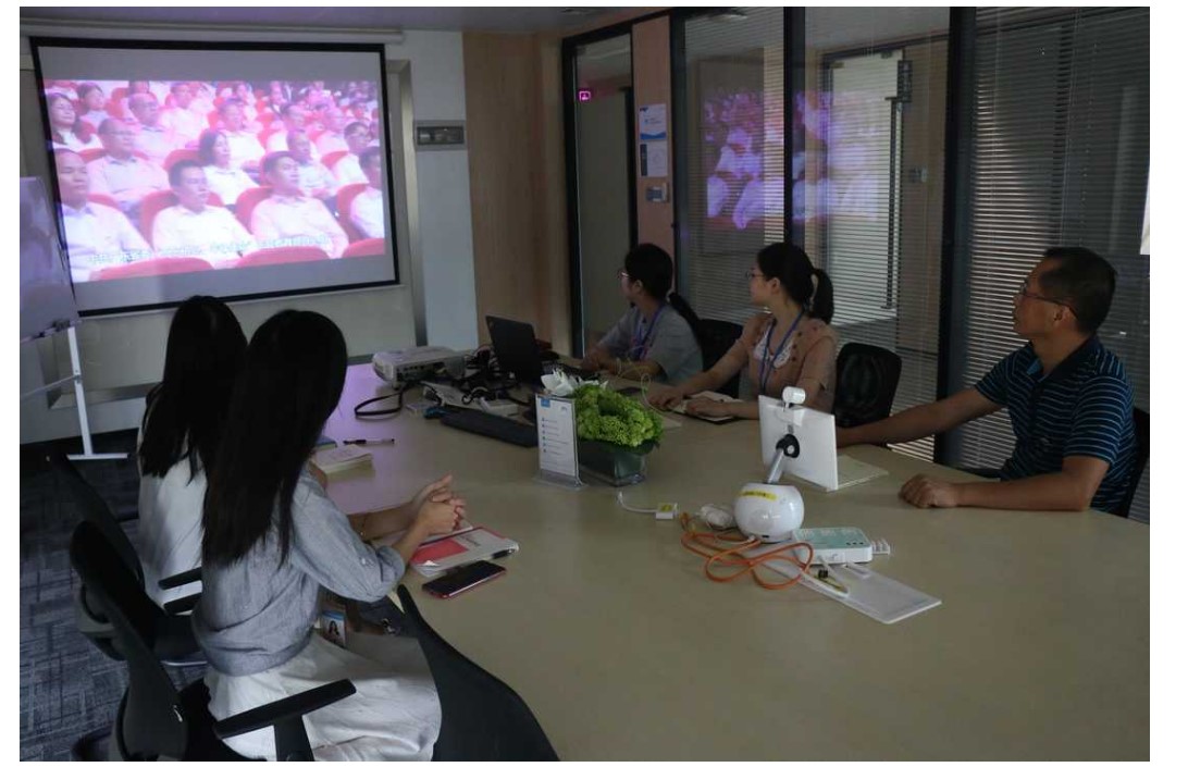 亚洲精品无码高潮喷水A片小说