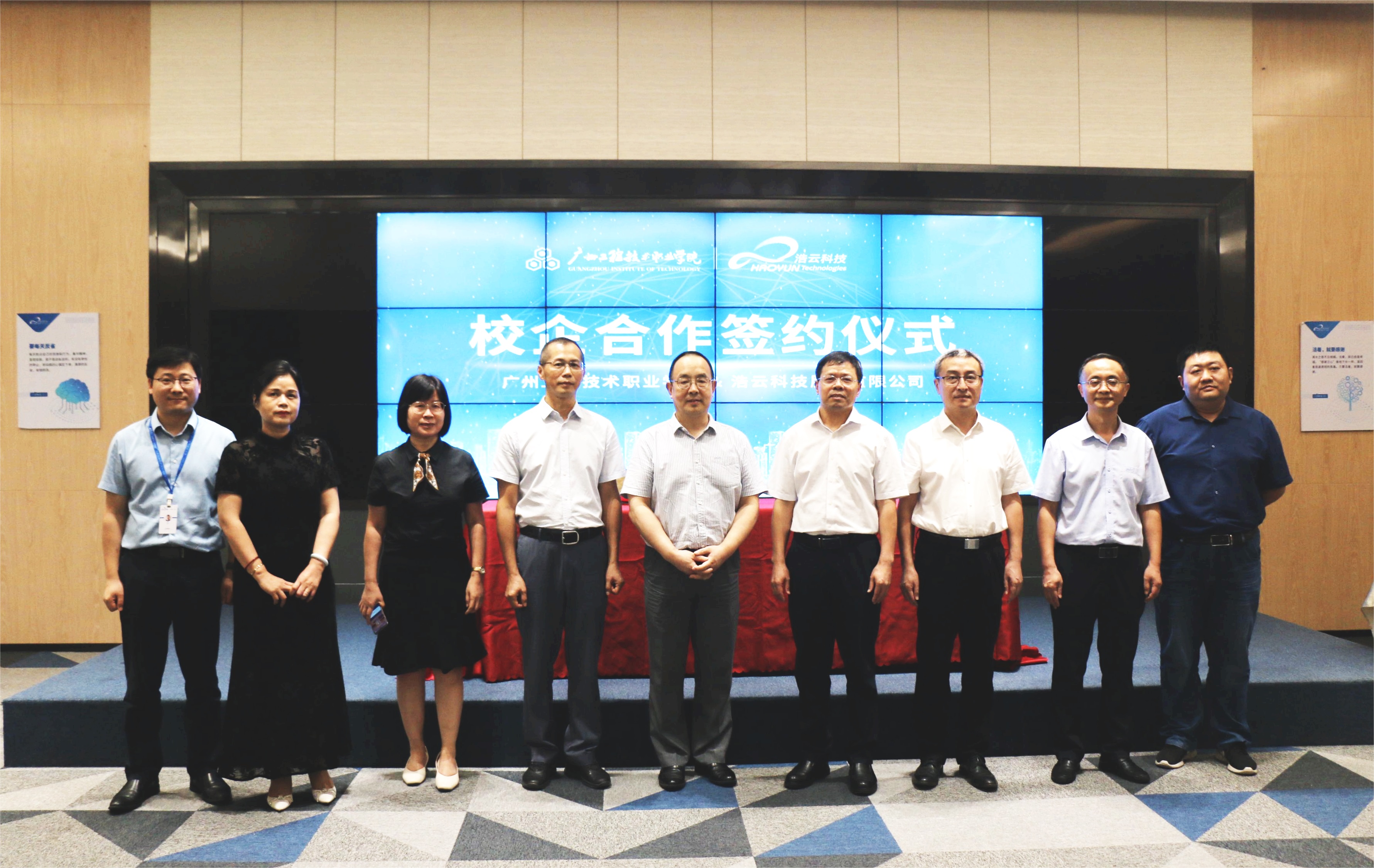 亚洲精品无码高潮喷水A片小说