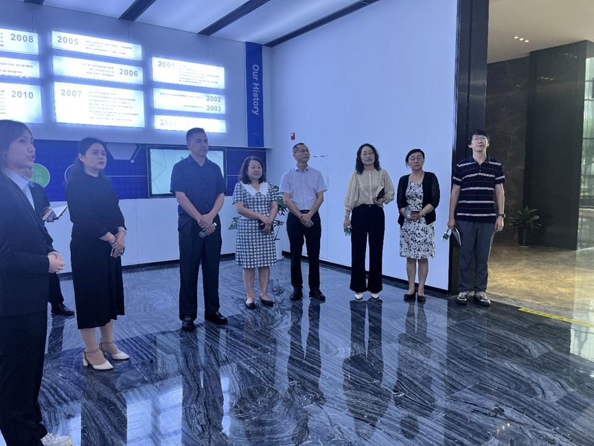 亚洲精品无码高潮喷水A片小说